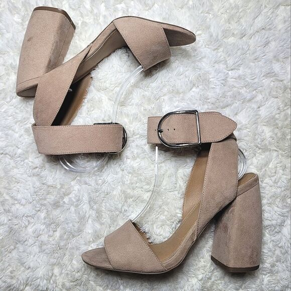 ASOS 'Hold Tight' Faux Suede Chunky Heeled Sandal - Nude/Blush - Picture 6 of 9